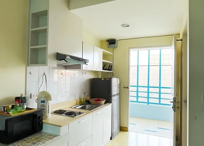 The Beach Bangsaen Condo 327/30